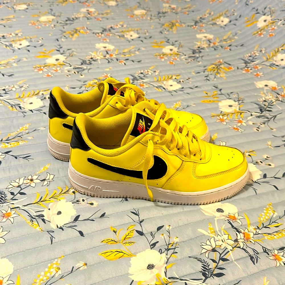 Nike Air Force Ones - Yellow w/Black Velcro Nike Check